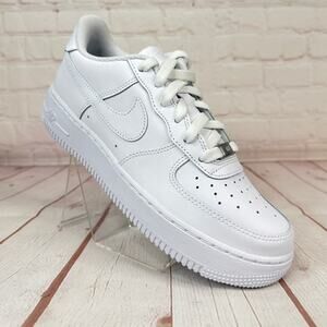 Nike Air Force 1 Low Triple White Shoes Size 7Y/Women's Size 8.5 (DH2920-111)